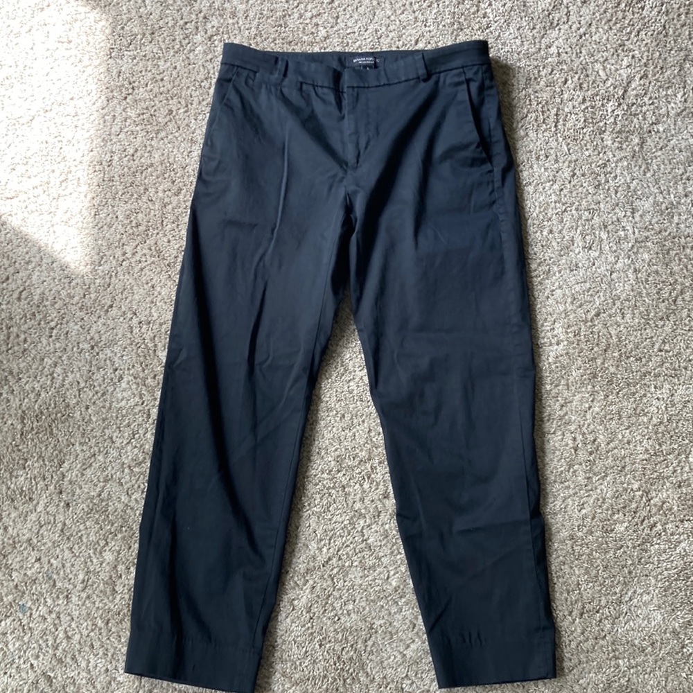 Banana Republic Black Khaki Ankle Pants Size 6